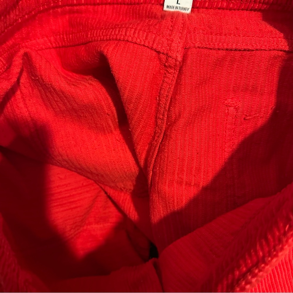 Women’s BDG Red Corduroy Shorts 100% Cotton - Picture 8 of 9